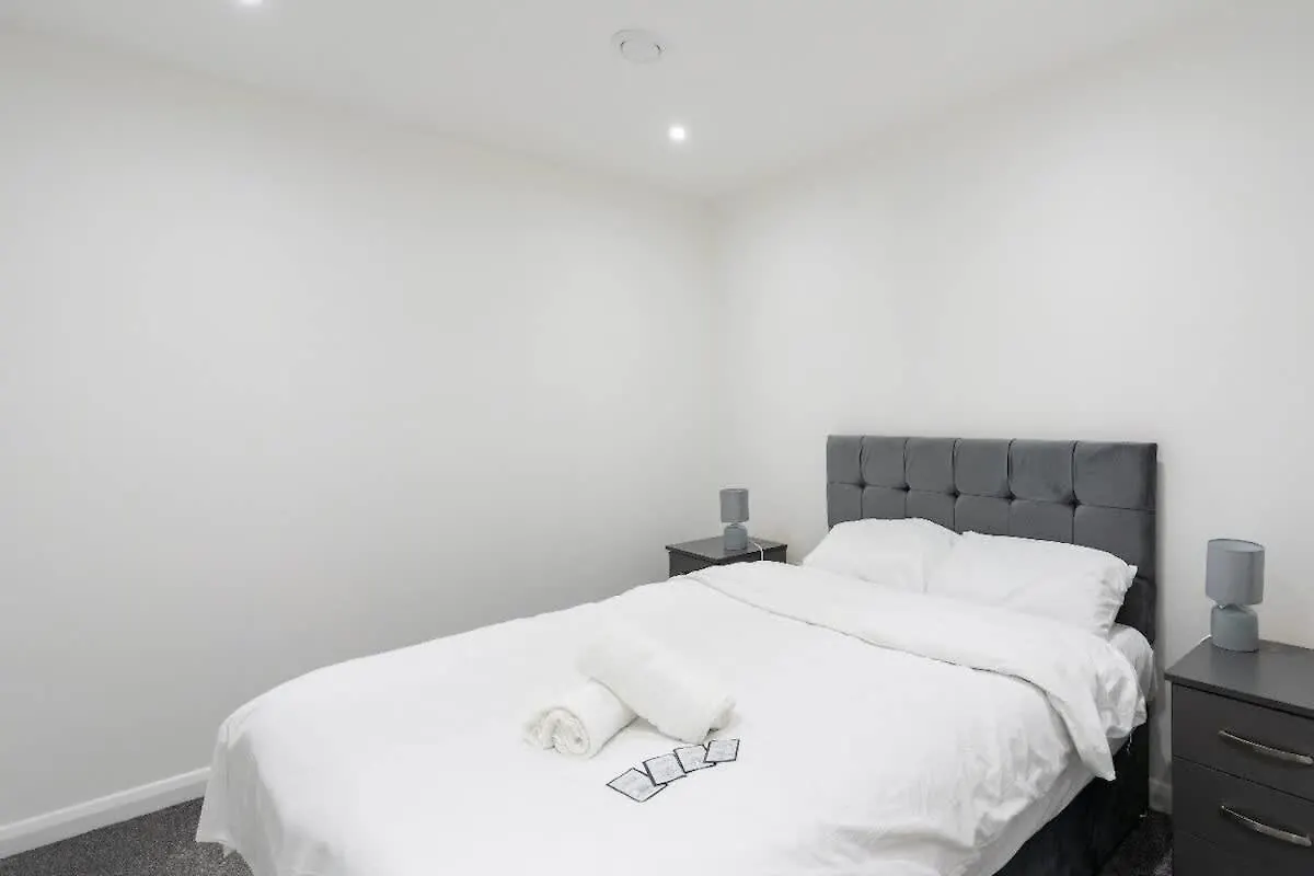 2 Bedroom Apartment Belfast City Center 0*,  Storbritannien